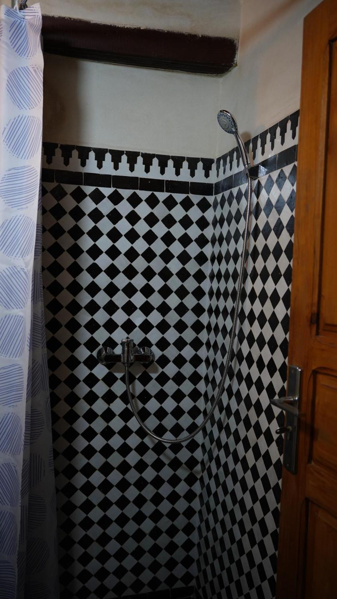 פס Riad Jamal מראה חיצוני תמונה